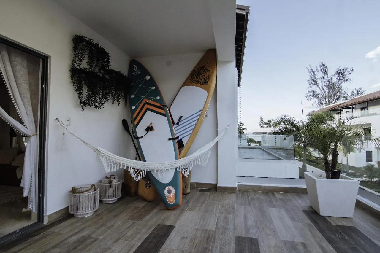 New Beachfront Penthouse لاس تاريناس 0*,