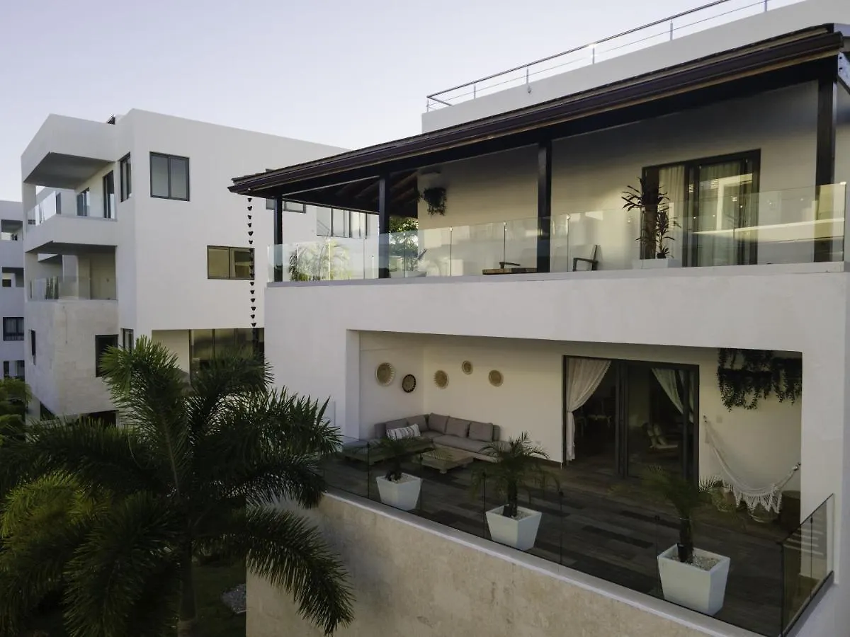 New Beachfront Penthouse لاس تاريناس