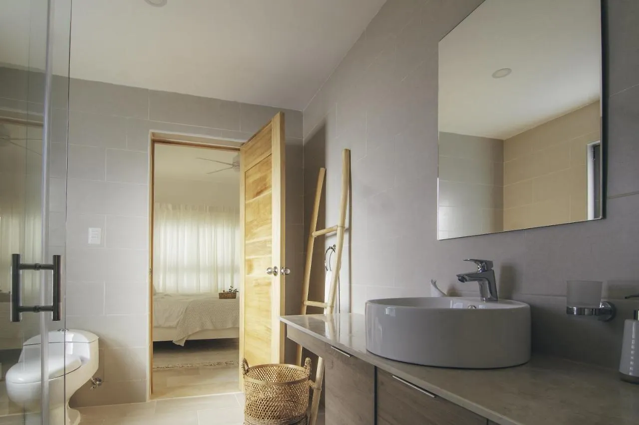 New Beachfront Penthouse لاس تاريناس 0*,