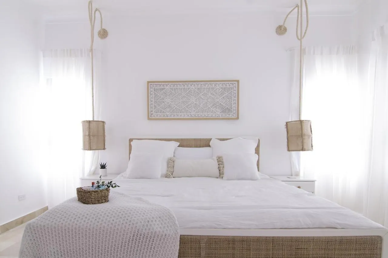 New Beachfront Penthouse لاس تاريناس
