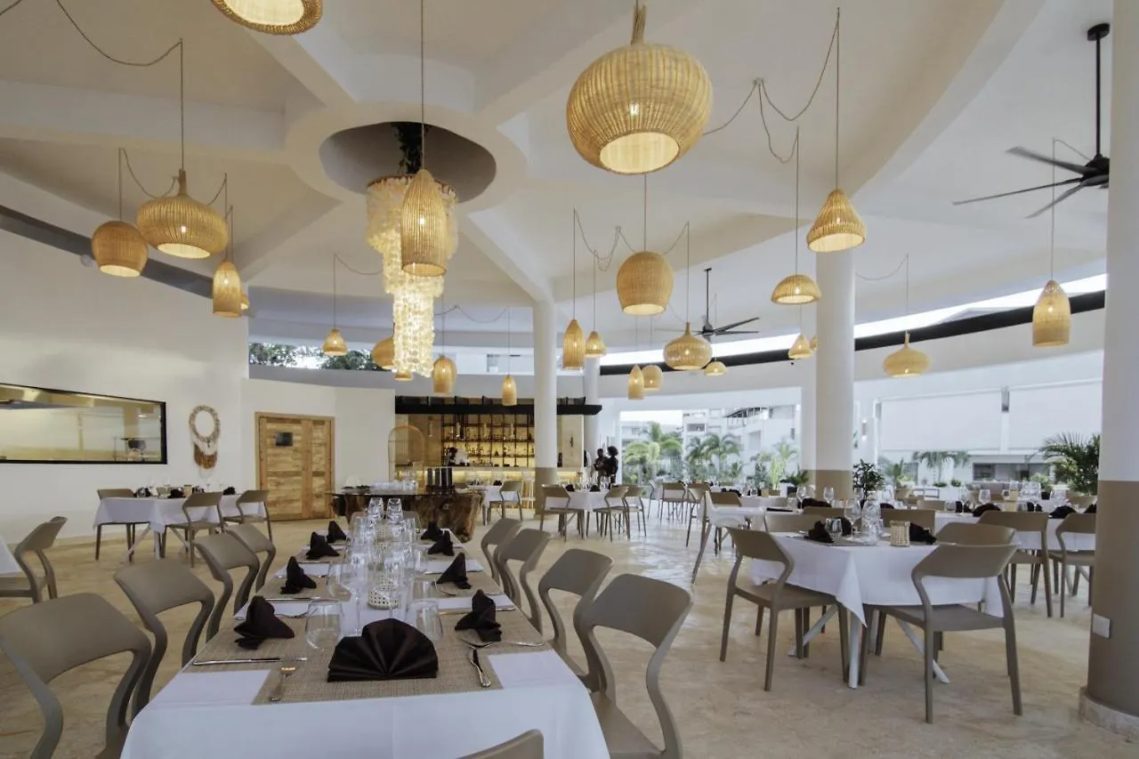 New Beachfront Penthouse لاس تاريناس بيت للعطل